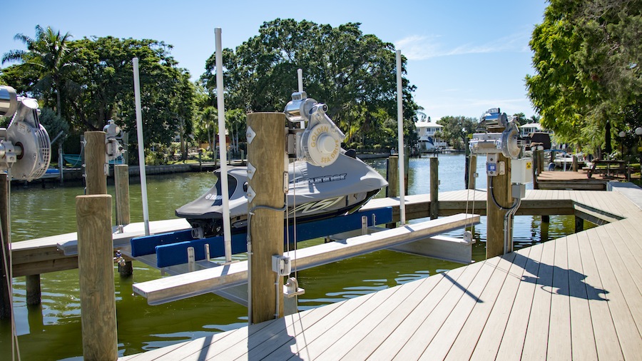 Duncan Seawall Dock & Boat Lift LLC | golden boat lift